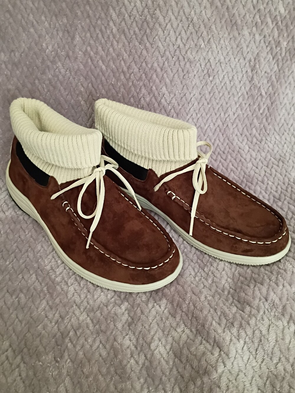 Women's 9.5 M Propét Chocolate Brown Suede High-Top Shoes with Cream Knit Collar